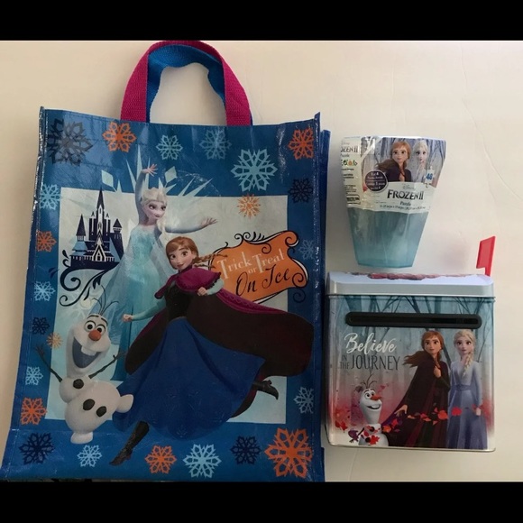 Disney Frozen Bundle - Picture 1 of 10